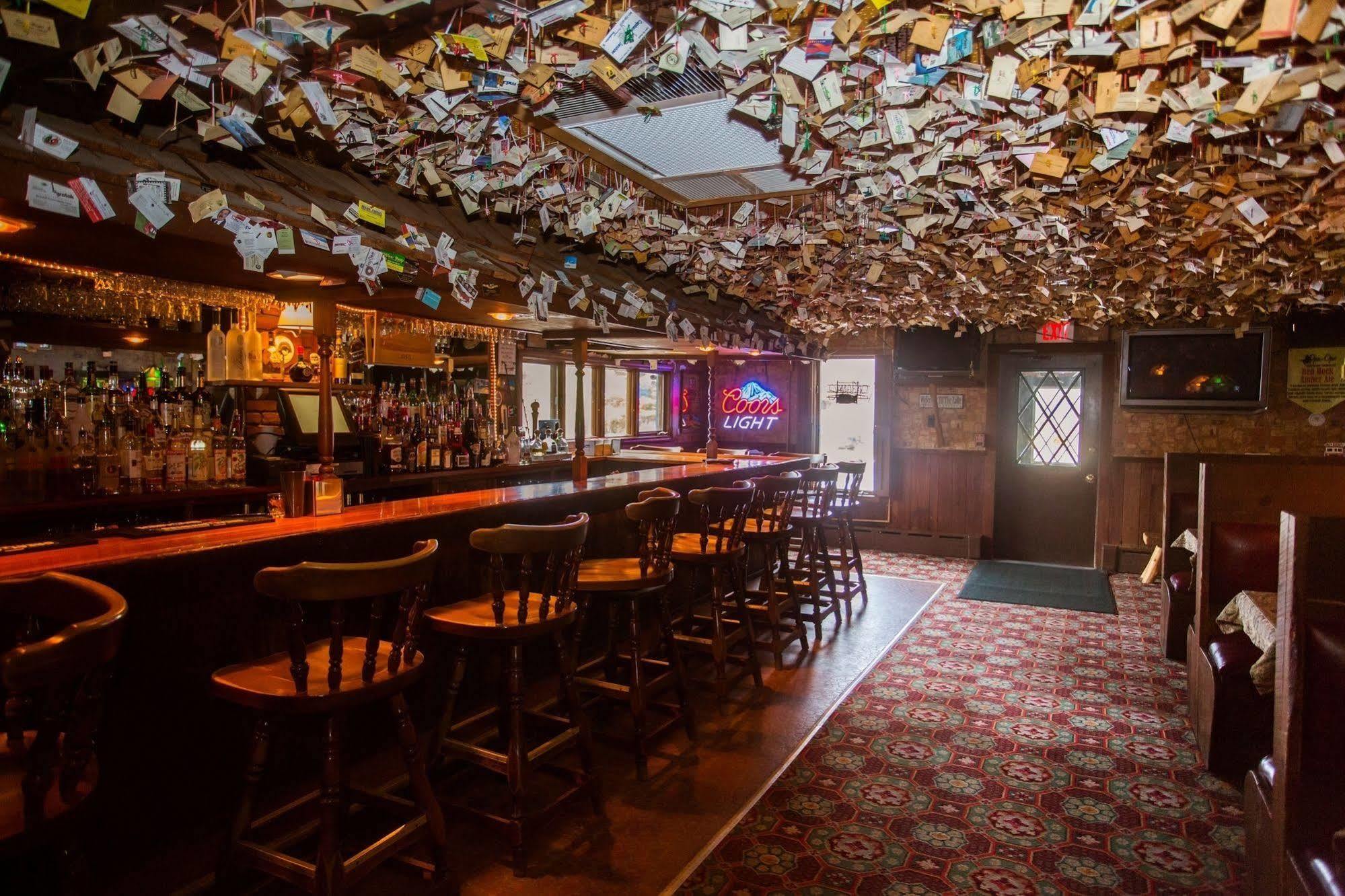 The Big Moose Inn Extérieur photo
