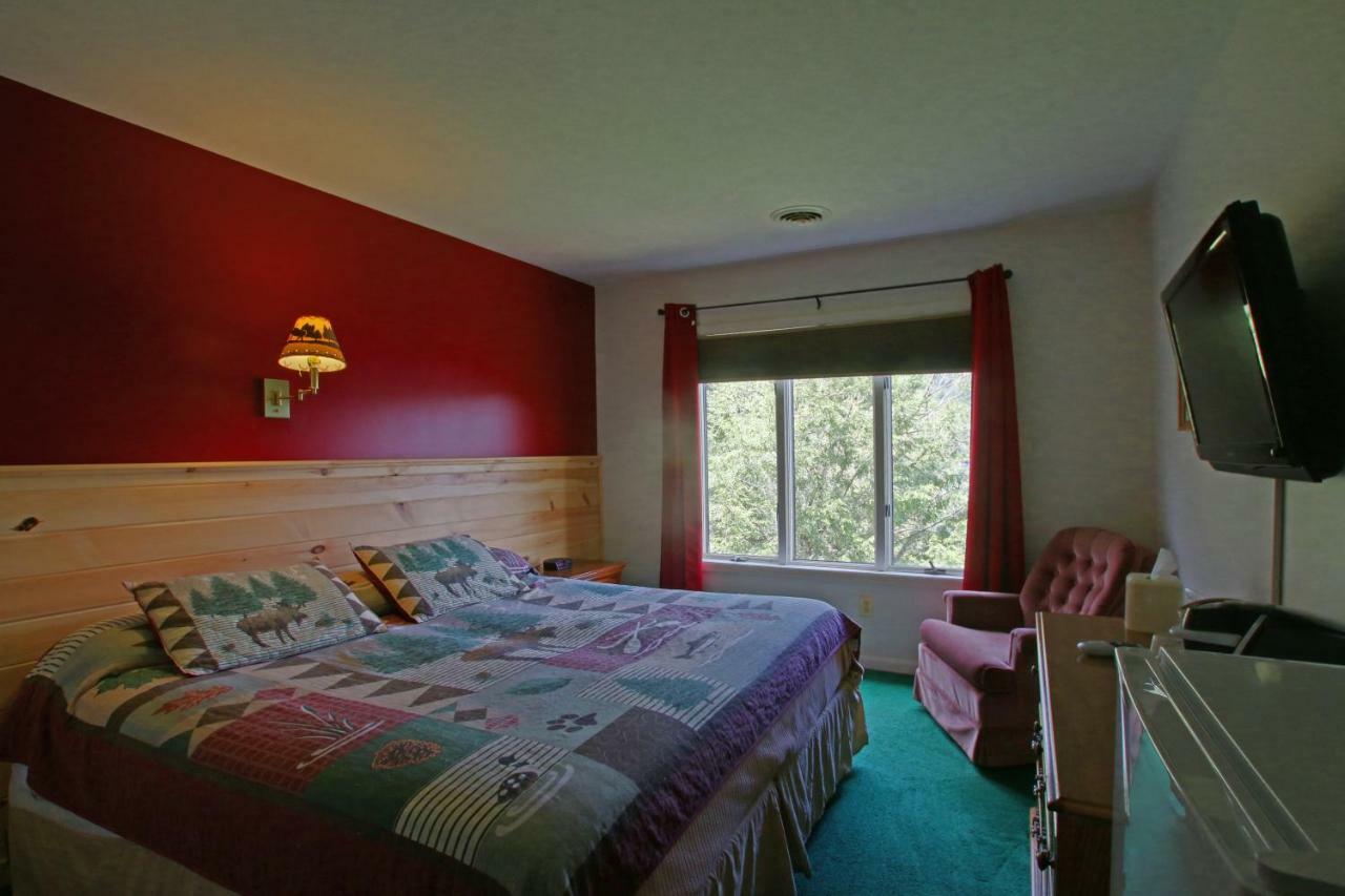 The Big Moose Inn Extérieur photo