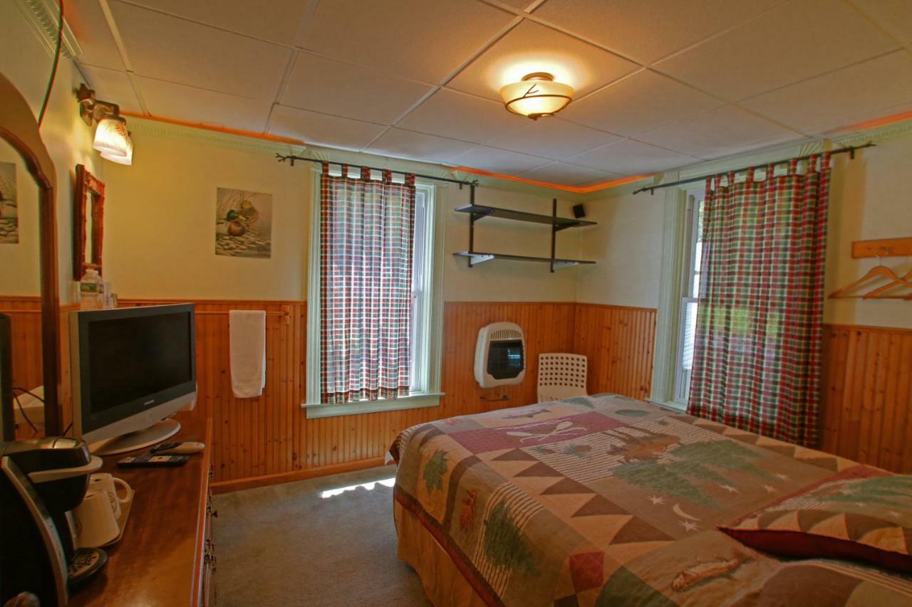 The Big Moose Inn Extérieur photo