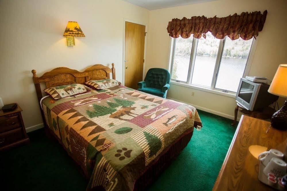 The Big Moose Inn Extérieur photo